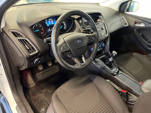 Ford Focus 5 of 5