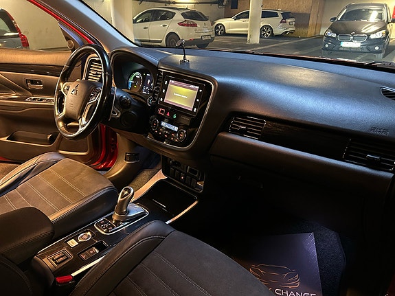 Mitsubishi Outlander 6 of 12