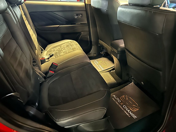Mitsubishi Outlander 7 of 12