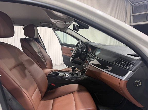 BMW 520d 9 of 16
