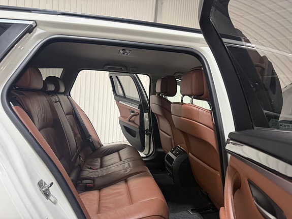 BMW 520d 13 of 16