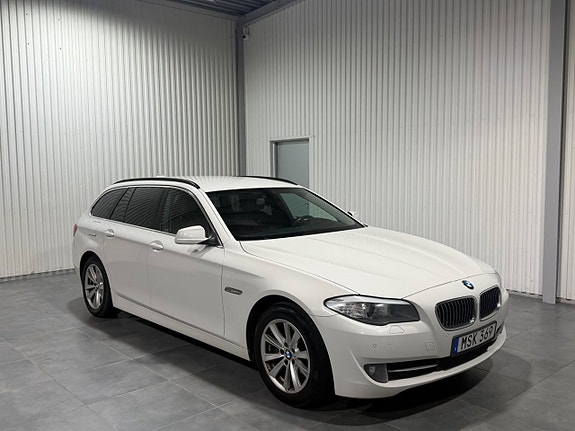 BMW 520d 2 of 5