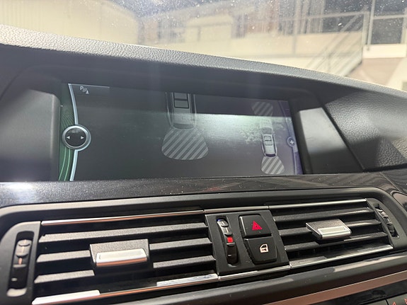 BMW 520d 15 of 16