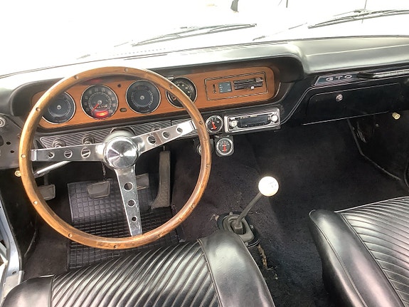 Pontiac GTO 16 of 19