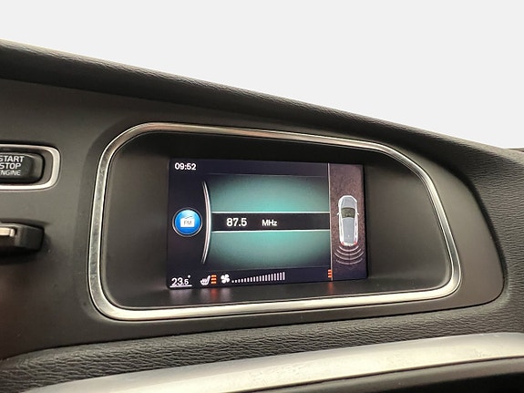 Volvo V40 16 of 27