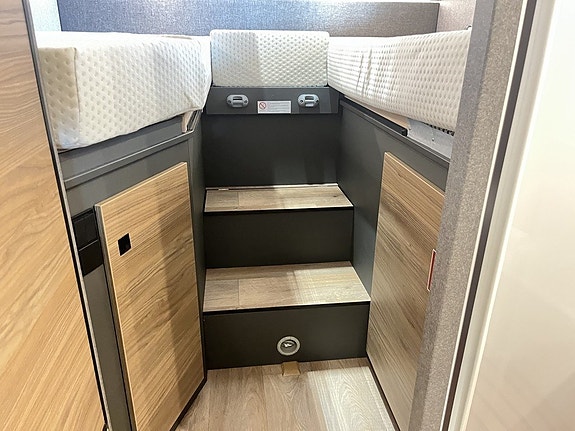 Dethleffs GLOBEBUS PERFORMANCE 4X4 T46 (TRUMA D6E+Luftfjädring+AWD+Golvvärme) 17 of 30