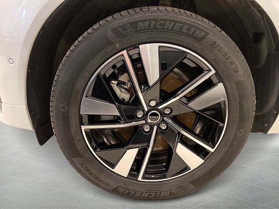 Volvo XC60 9 of 14