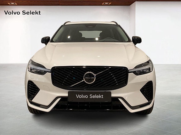 Volvo XC60 8 of 14