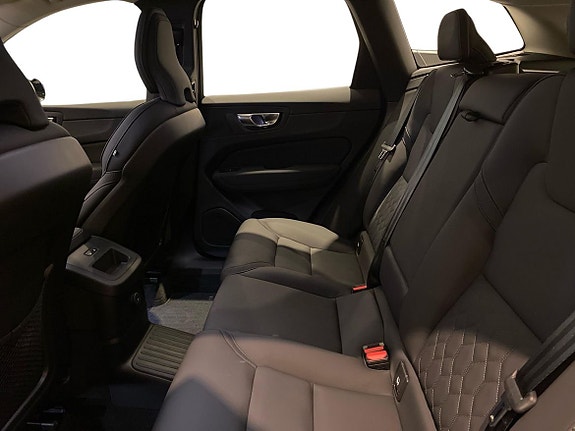 Volvo XC60 6 of 14