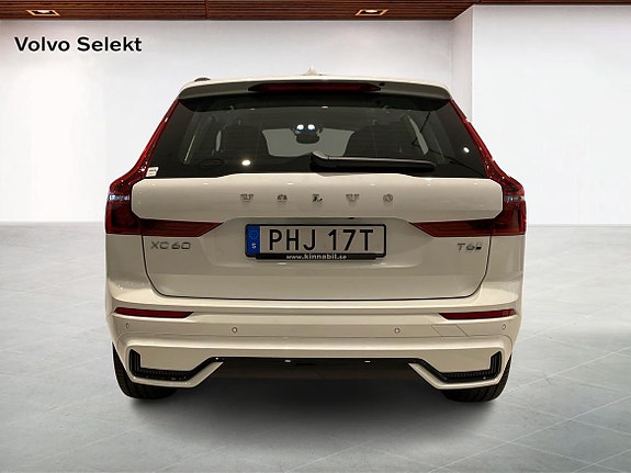 Volvo XC60 7 of 14