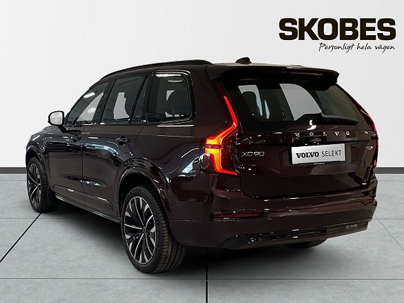 Volvo XC90 6 of 23