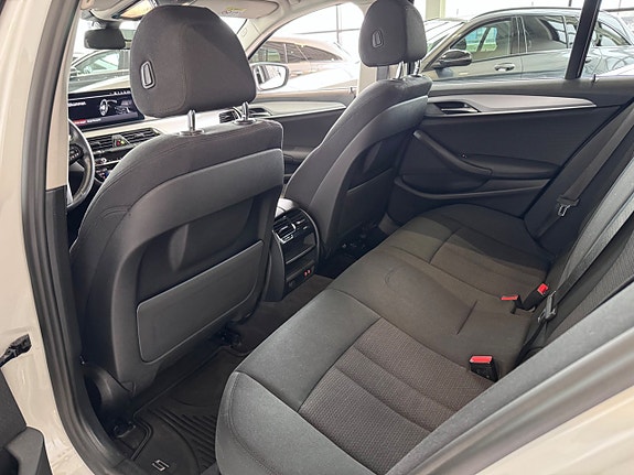 BMW 520d 9 of 23