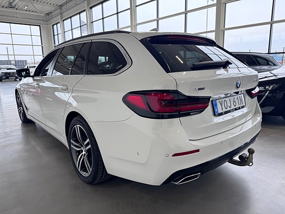 BMW 520d 4 of 5