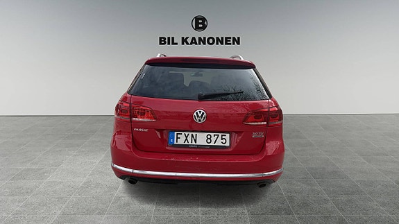 Volkswagen Passat 3 of 5