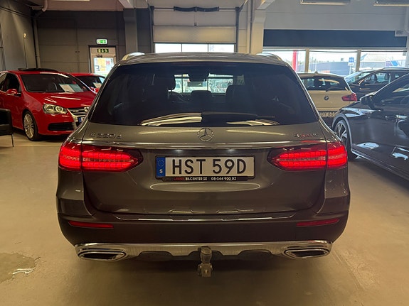 Mercedes-Benz E220 d 8 of 24