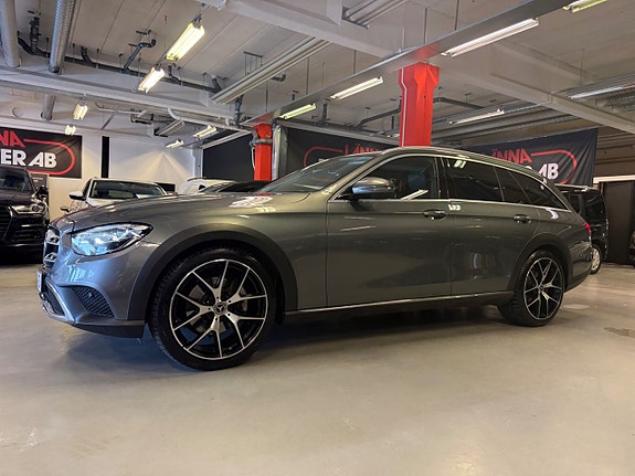 Mercedes-Benz E220 d 4 of 5