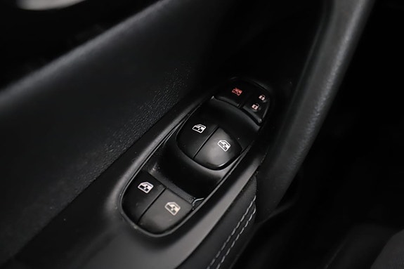 Nissan Qashqai 28 of 30