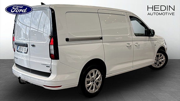 Ford Transit Connect 2 of 5
