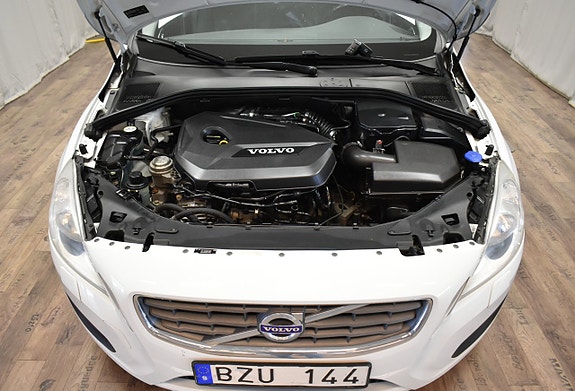Volvo S60 9 of 18