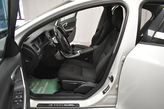 Volvo S60 10 of 18