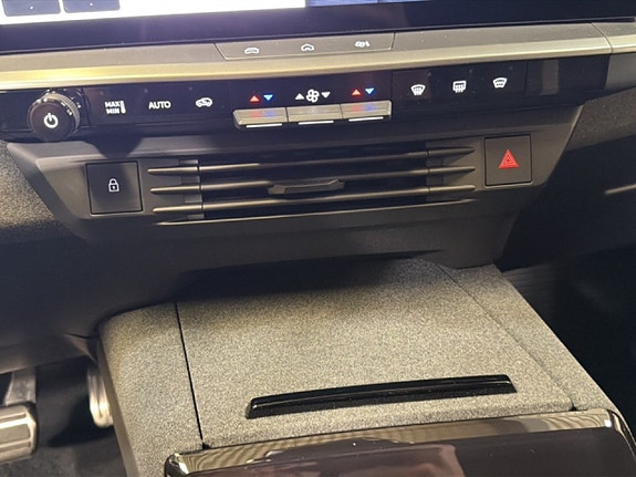 Opel Grandland X 12 of 14