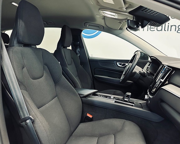Volvo XC60 10 of 12