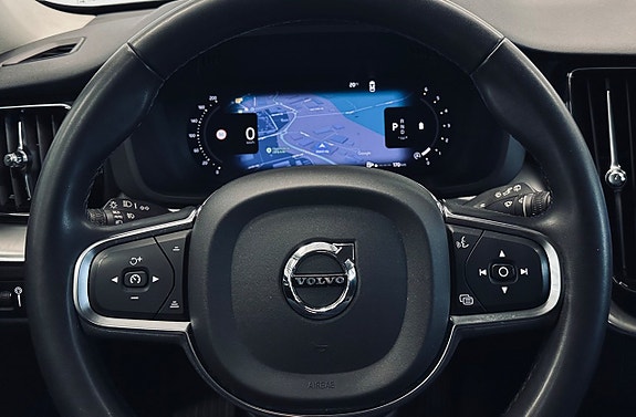 Volvo XC60 11 of 12
