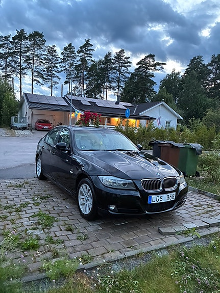 BMW 320d 5 of 7