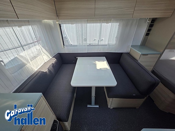 Adria Altea 432 PX 4 of 10