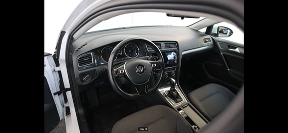 Volkswagen Golf VII 3 of 5