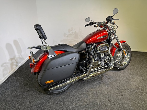 Harley-Davidson Sportster 1200 Custom /XL1200C/ Nedsatt pris! 3 of 10