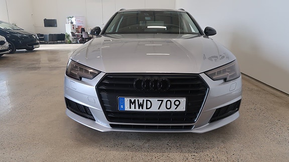 Audi A4 8 of 17