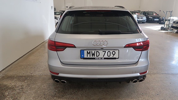 Audi A4 5 of 5