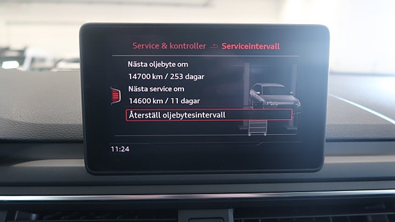 Audi A4 15 of 17