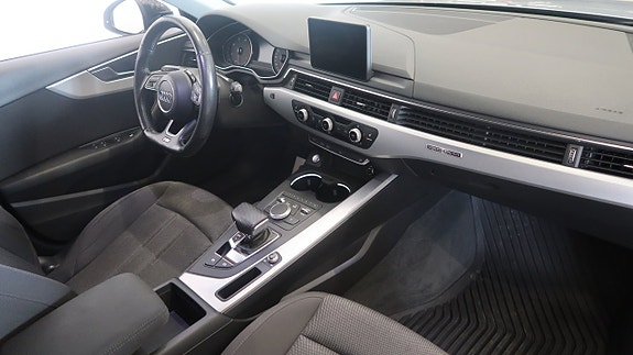 Audi A4 10 of 17
