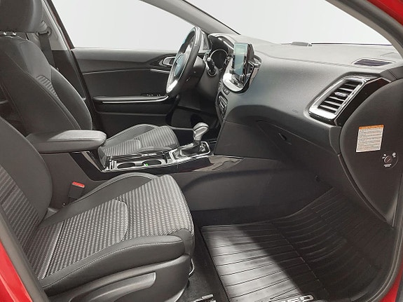 Kia Ceed 8 of 9