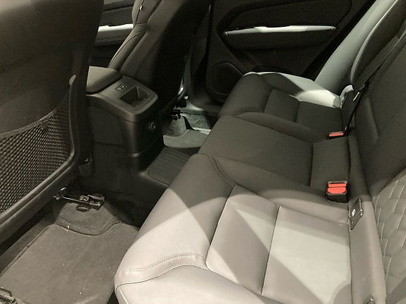 Volvo XC60 6 of 16