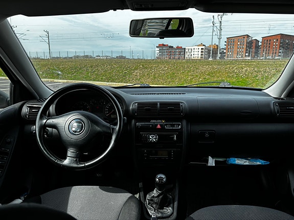 Seat Leon 3 of 4