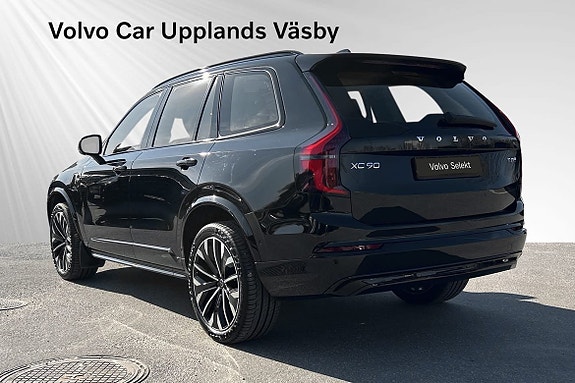 Volvo XC90 4 of 15