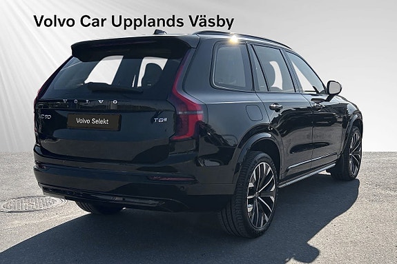 Volvo XC90 5 of 15