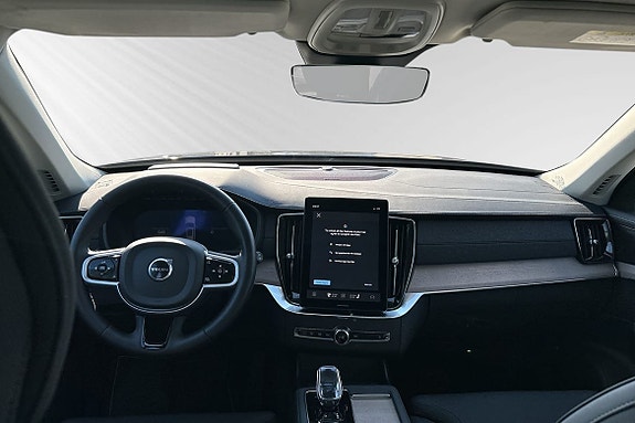 Volvo XC90 9 of 15