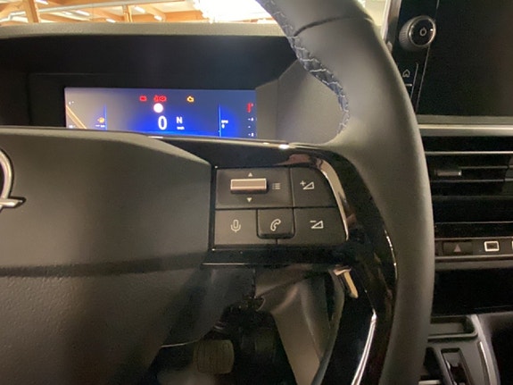 Opel Vivaro 19 of 22