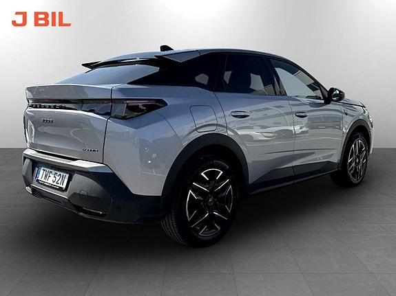 Peugeot 3008 3 of 5