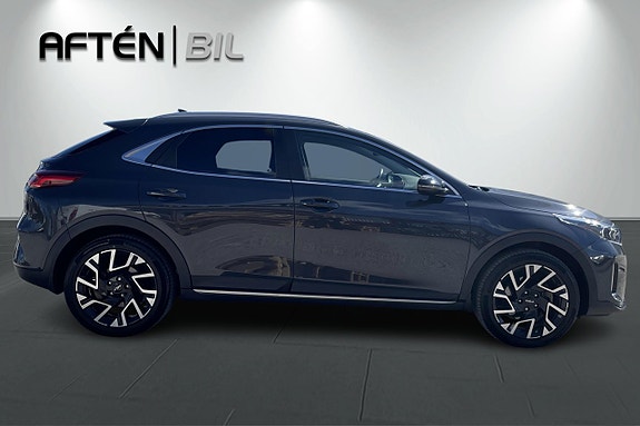 Kia XCeed 7 of 23