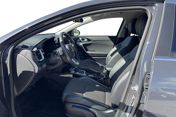 Kia XCeed 13 of 23