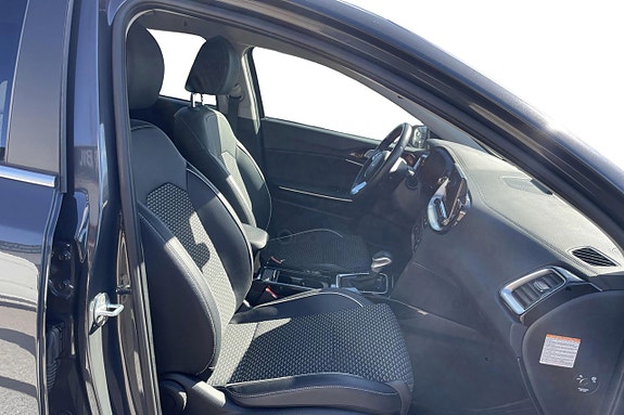 Kia XCeed 14 of 23