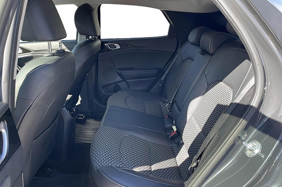 Kia XCeed 16 of 23