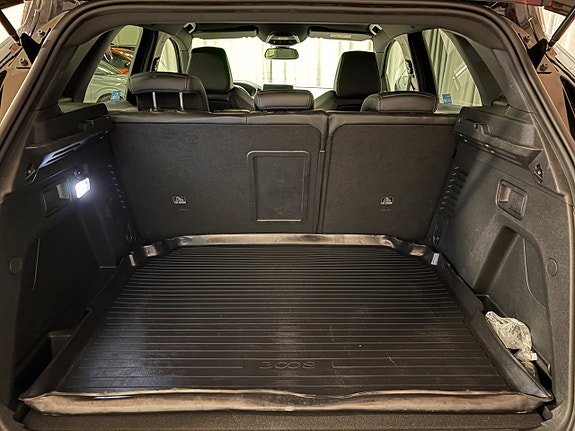 Peugeot 3008 4 of 5