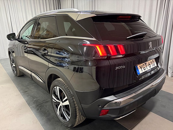 Peugeot 3008 3 of 5
