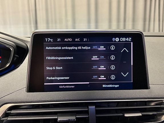 Peugeot 3008 13 of 15